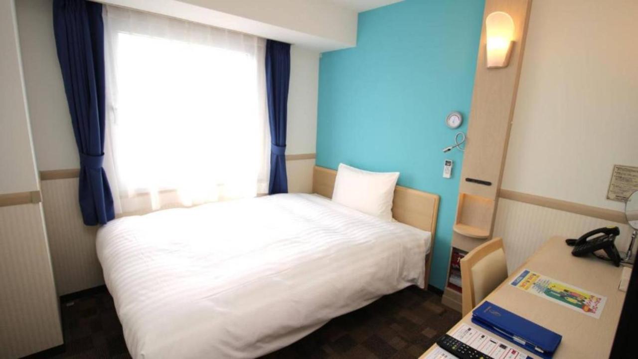 Toyoko Inn Yokohama Shiei-Chikatetsu Center Minami-Eki Esterno foto