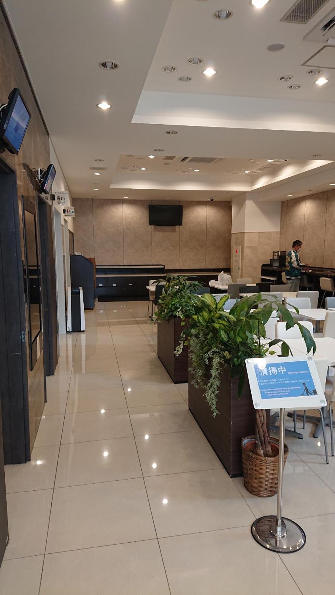 Toyoko Inn Yokohama Shiei-Chikatetsu Center Minami-Eki Esterno foto